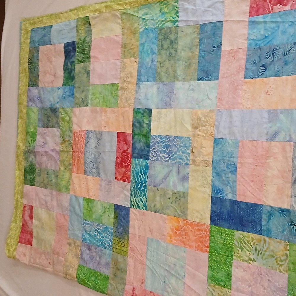 Handmade Colorful Patchwork Quilt - Picture 5 of 12